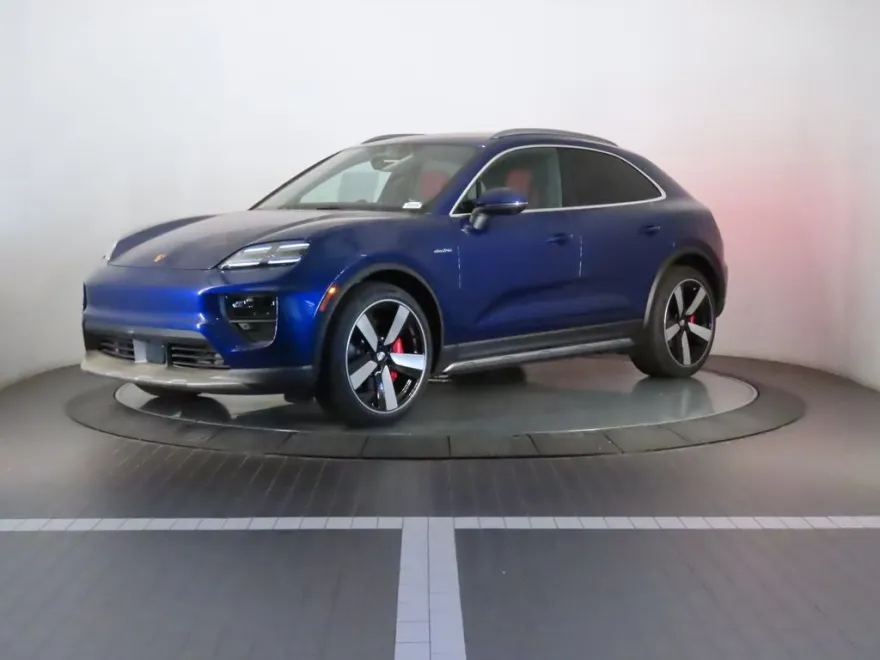 2025 Porsche Macan Electric photo 1