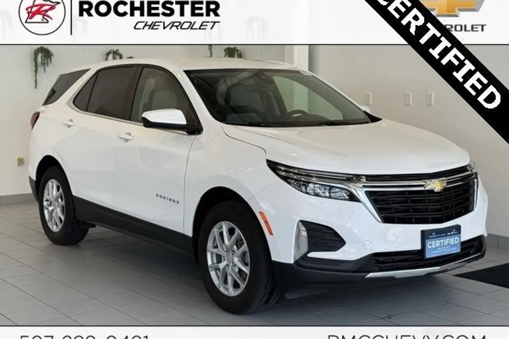 2023 Chevrolet Equinox LT photo 1