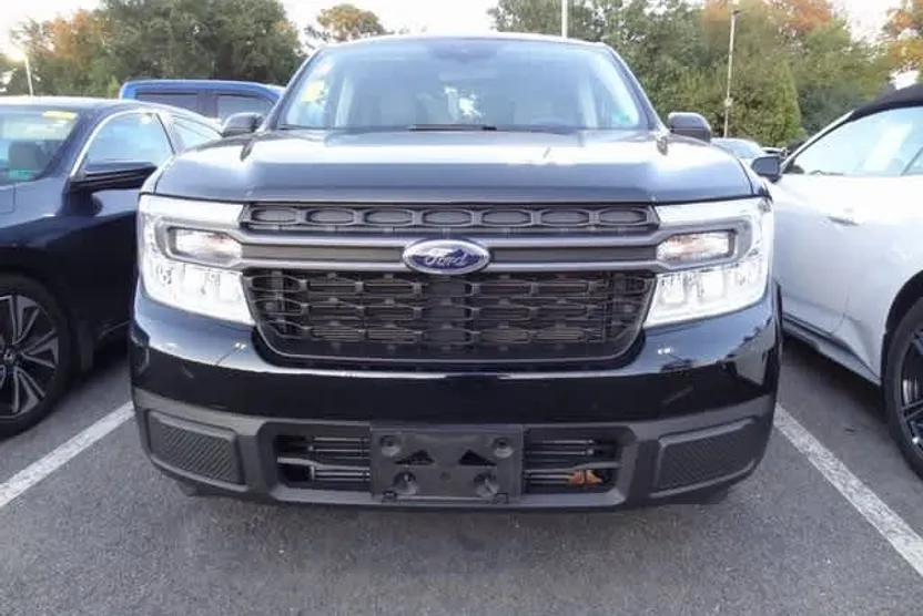 2024 Ford Maverick XLT photo 1