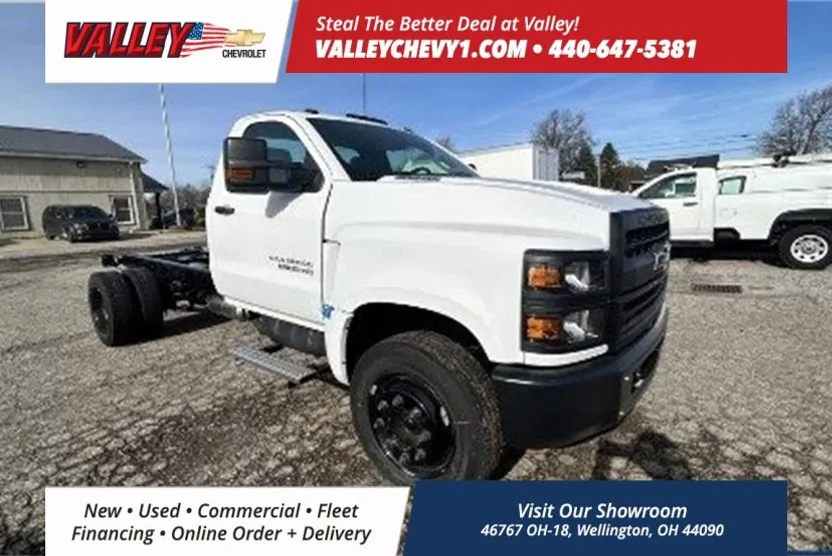 2024 Chevrolet Silverado 5500HD Work Truck photo 1