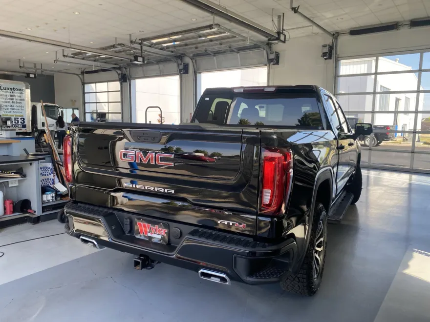 2021 Gmc Sierra 1500 AT4 photo 1