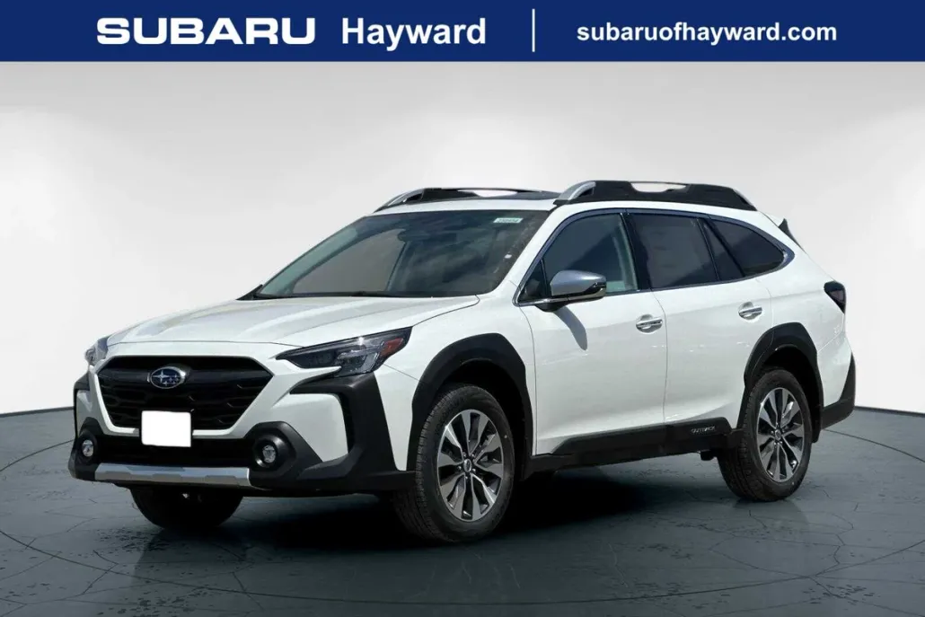 2025 Subaru Outback Touring XT photo 1
