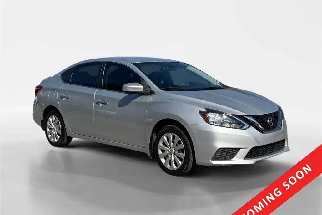 2017 Nissan Sentra S photo 1