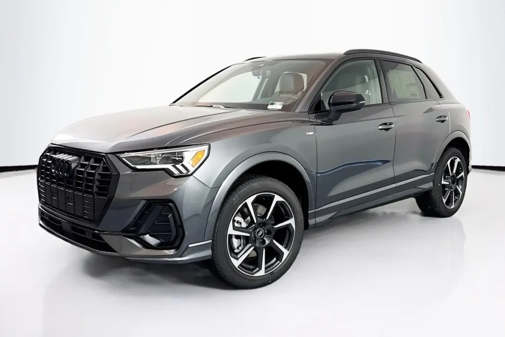 2025 Audi Q3 S line Premium Plus photo 1