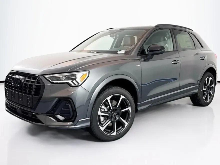 2025 Audi Q3 S line Premium Plus photo 1