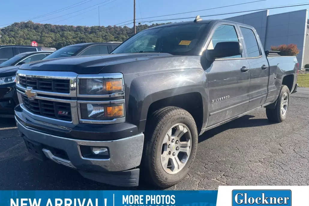 2015 Chevrolet Silverado 1500 LT photo 1