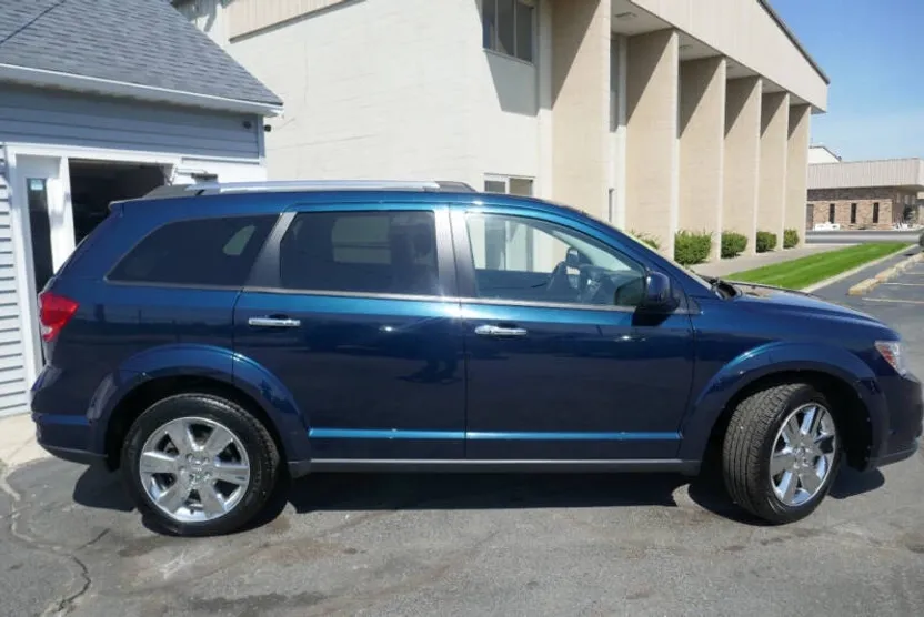 2014 Dodge Journey Limited photo 1