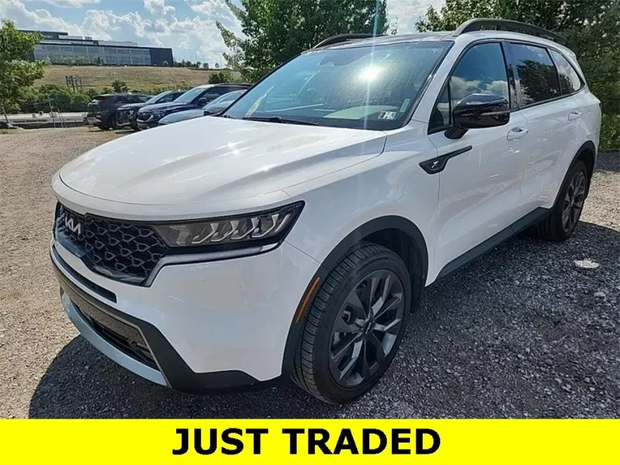 2022 Kia Sorento X-Line EX photo 1