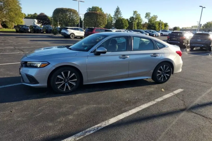 2023 Honda Civic EX photo 1