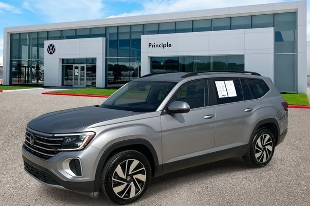 2024 Volkswagen Atlas SE Technology photo 1