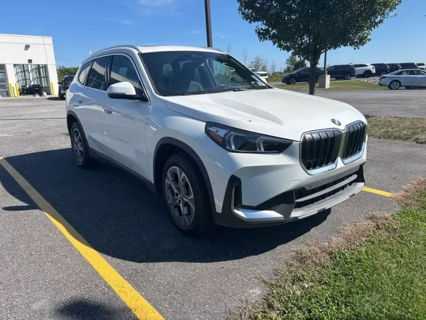 2023 Bmw X1 XDrive28i photo 1
