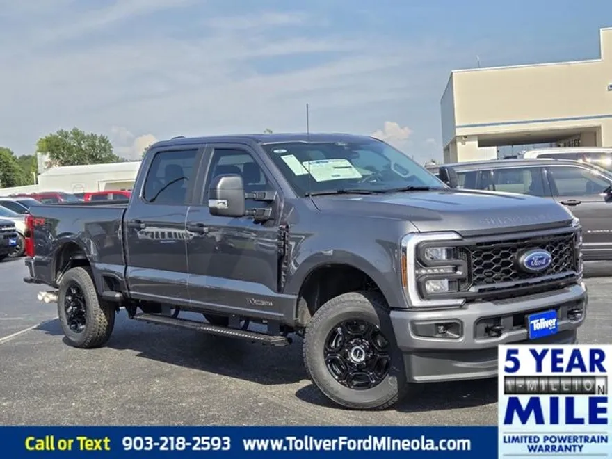 2025 Ford F-250 XL photo 1