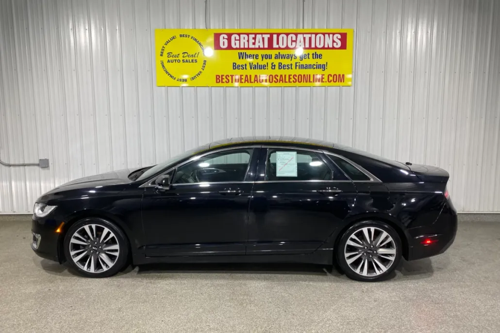 2017 Lincoln MKZ Reserve photo 1
