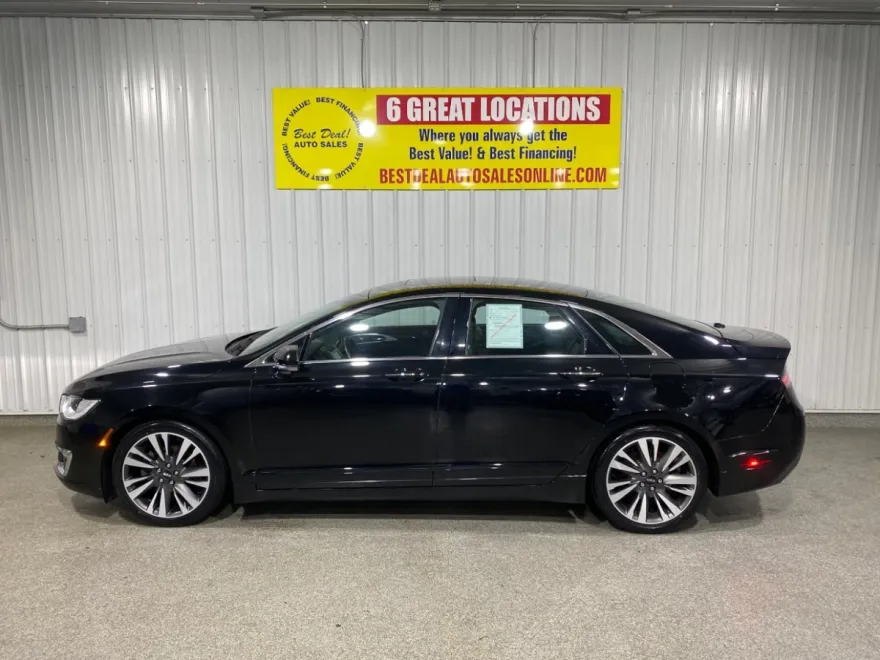2017 Lincoln MKZ Reserve photo 1