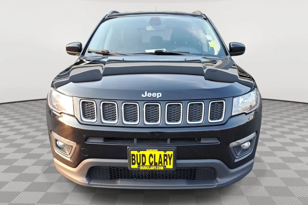 2019 Jeep Compass Latitude photo 1