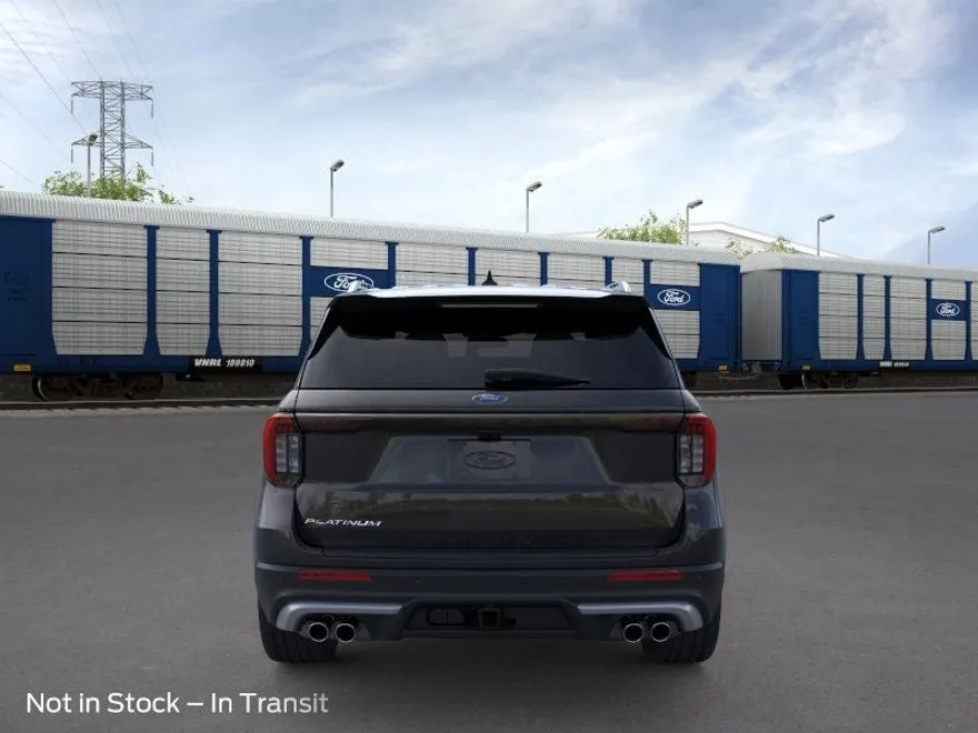 2025 Ford Explorer Platinum photo 1