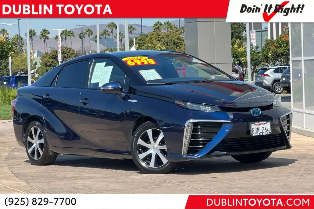 2018 Toyota Mirai Base photo 1