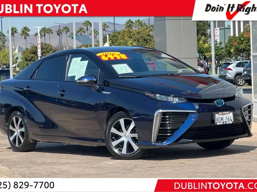 2018 Toyota Mirai Base photo 1