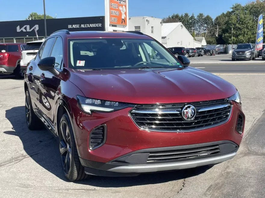 2021 Buick Envision Essence photo 1