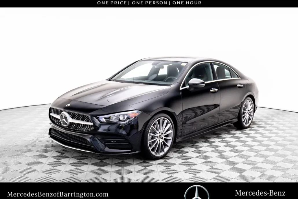 2023 Mercedes Benz CLA 250 4MATIC photo 1
