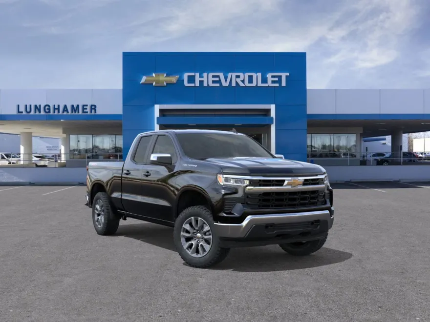 2026 Chevrolet Silverado 1500 LT photo 1