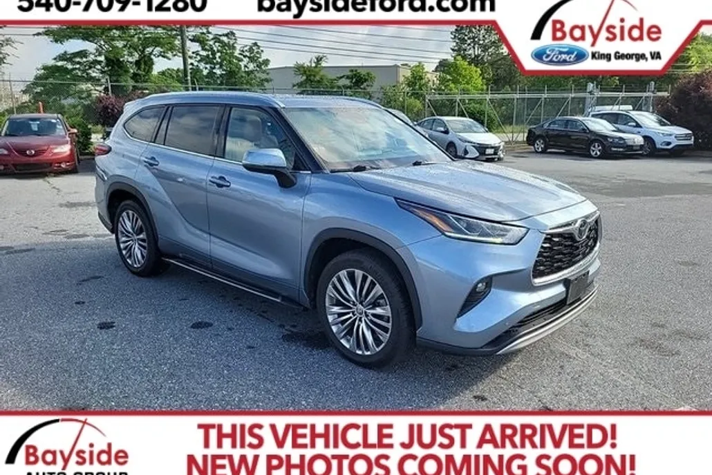 2021 Toyota Highlander Platinum photo 1