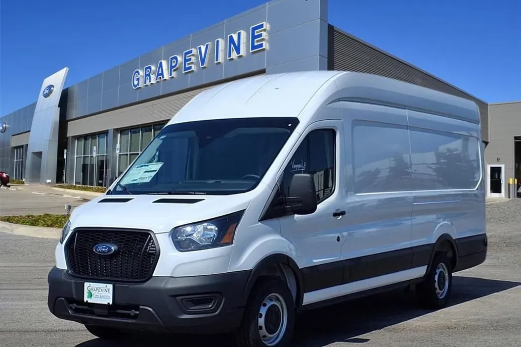 2025 Ford Transit photo 1
