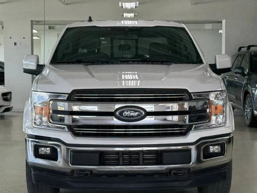 2019 Ford F-150 Lariat photo 1