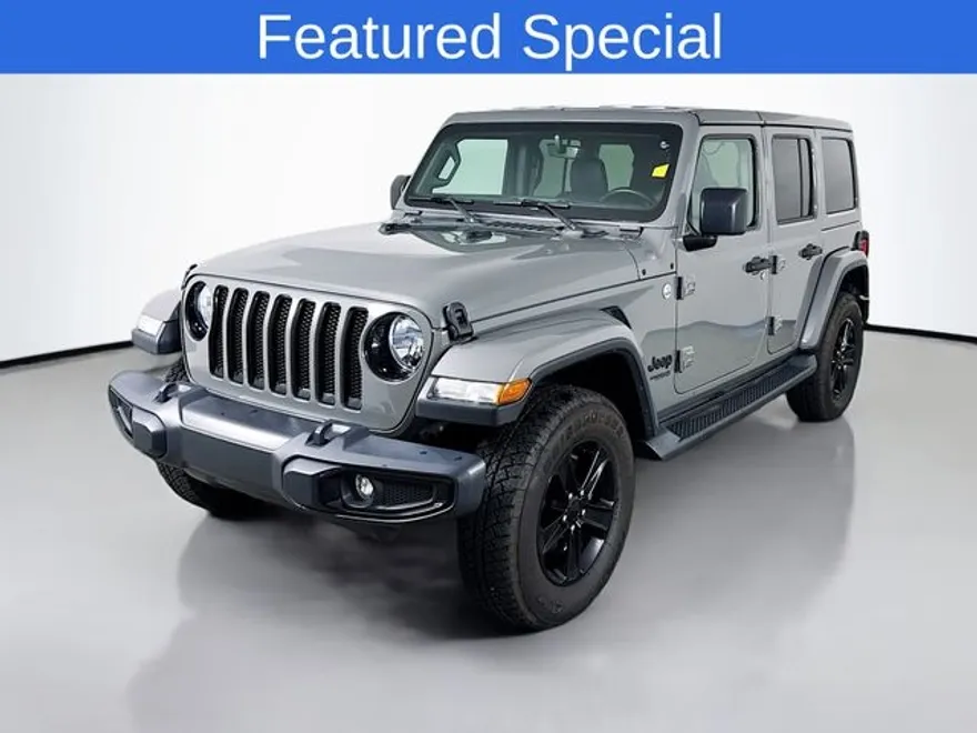 2019 Jeep Wrangler Unlimited Sahara Altitude photo 1