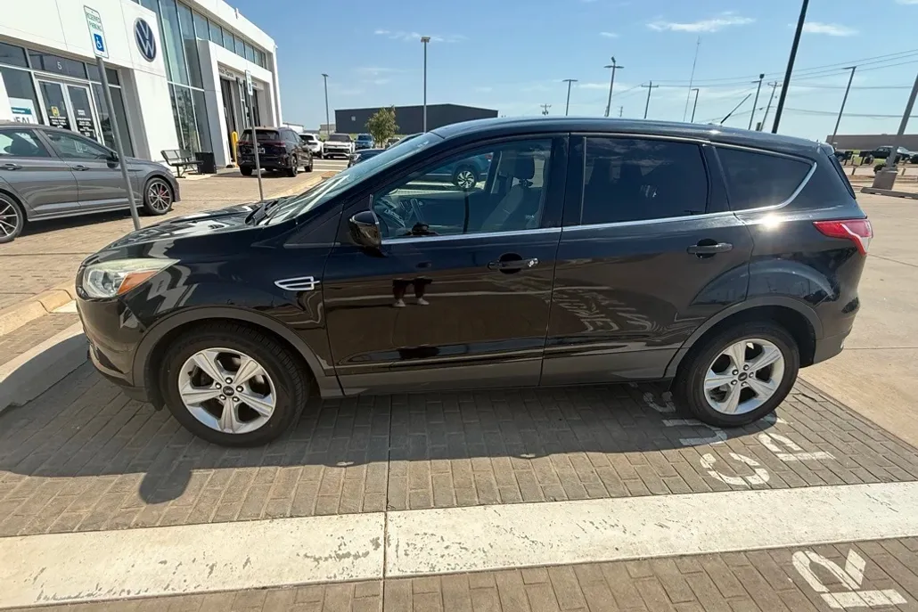 2014 Ford Escape SE photo 1