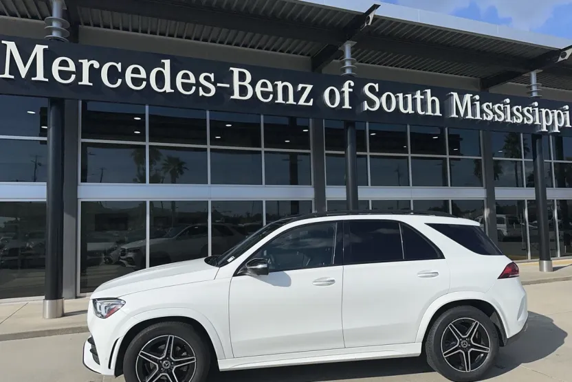 2022 Mercedes Benz GLE 350 4MATIC photo 1