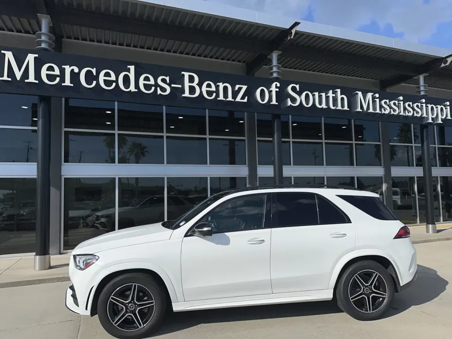 2022 Mercedes Benz GLE 350 4MATIC photo 1