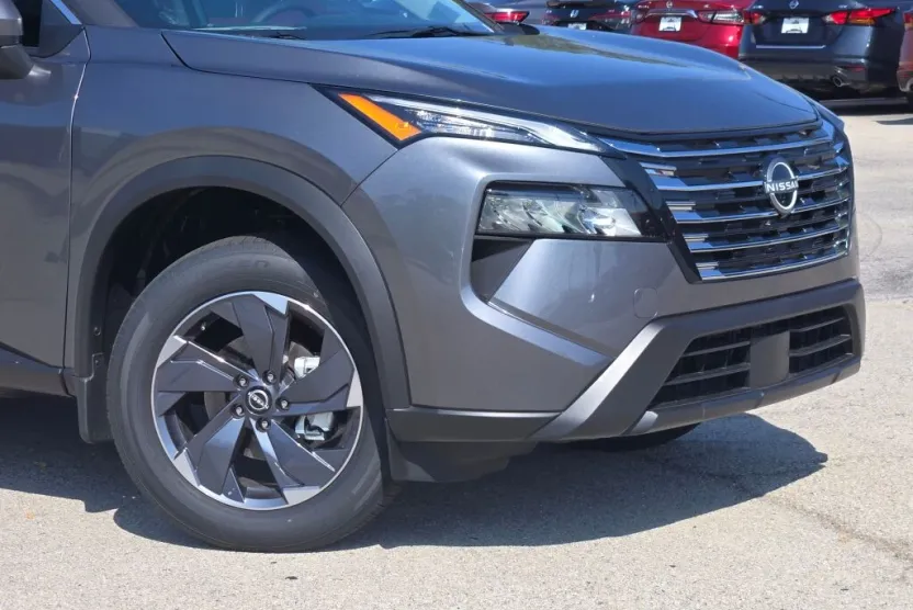2026 Nissan Rogue SV photo 1