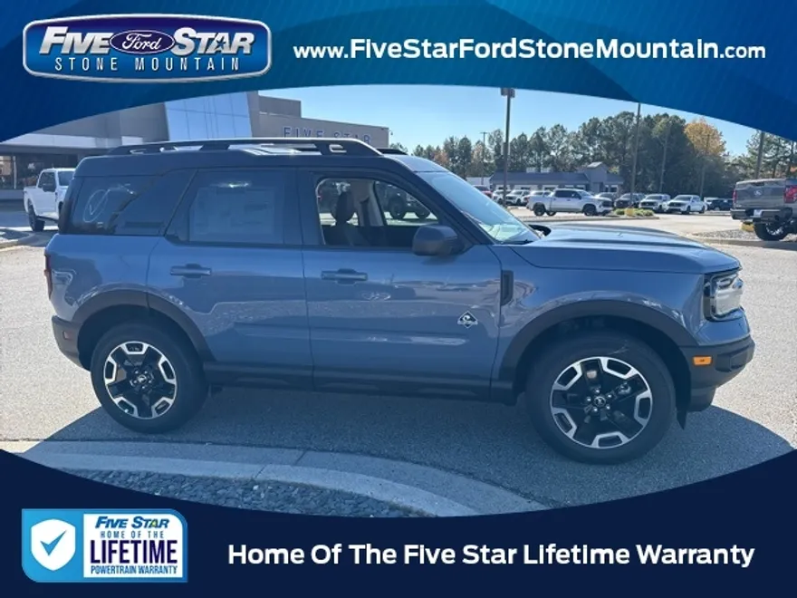 2024 Ford Bronco Sport Outer Banks photo 1