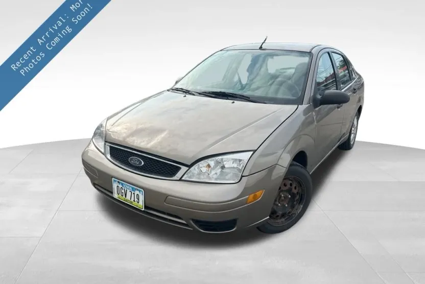 2005 Ford Focus ZX4 S photo 1