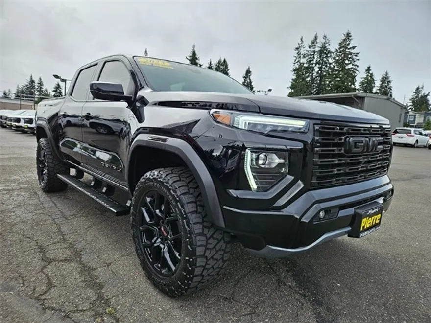 2023 Gmc Canyon Denali photo 1