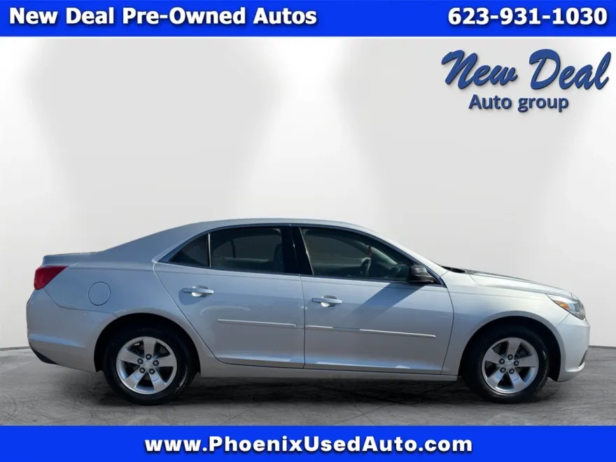 2013 Chevrolet Malibu LS photo 1