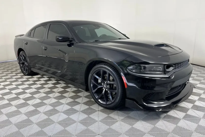 2023 Dodge Charger R/T photo 1
