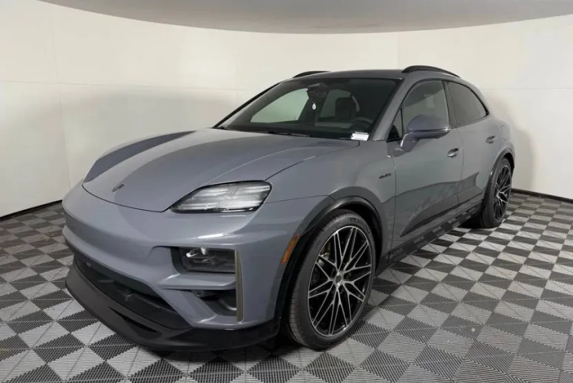 2025 Porsche Macan Turbo Electric photo 1