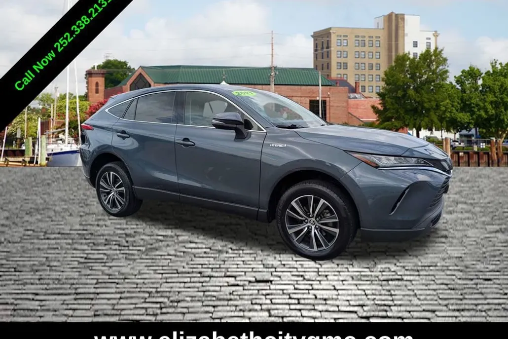 2021 Toyota Venza LE photo 1