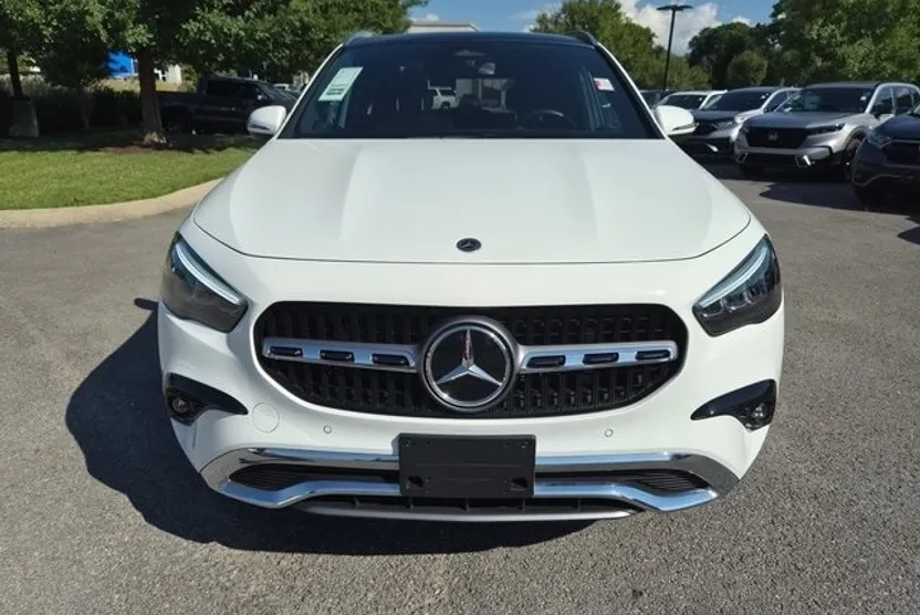 2025 Mercedes Benz GLA 250 photo 1