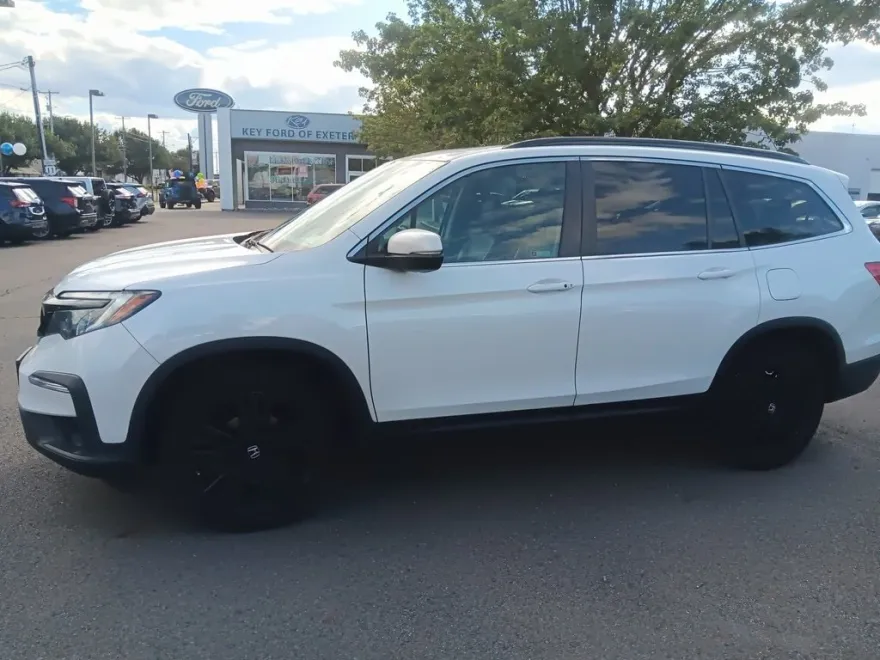 2022 Honda Pilot Special Edition photo 1
