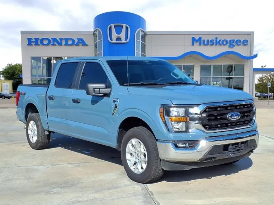 2023 Ford F-150 XLT photo 1
