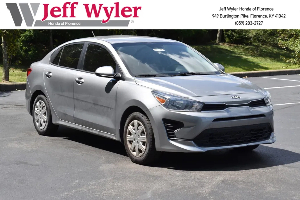 2021 Kia Rio S photo 1