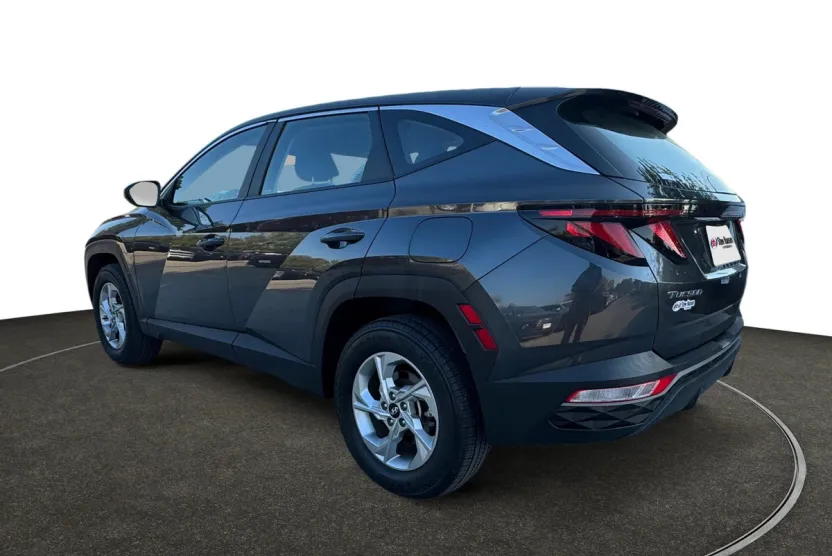 2023 Hyundai Tucson SE photo 1