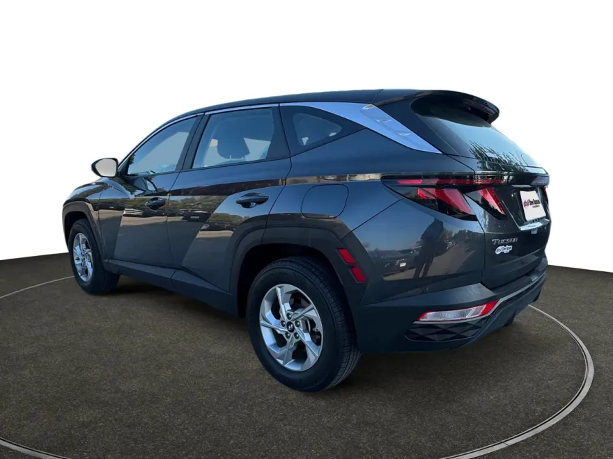 2023 Hyundai Tucson SE photo 1