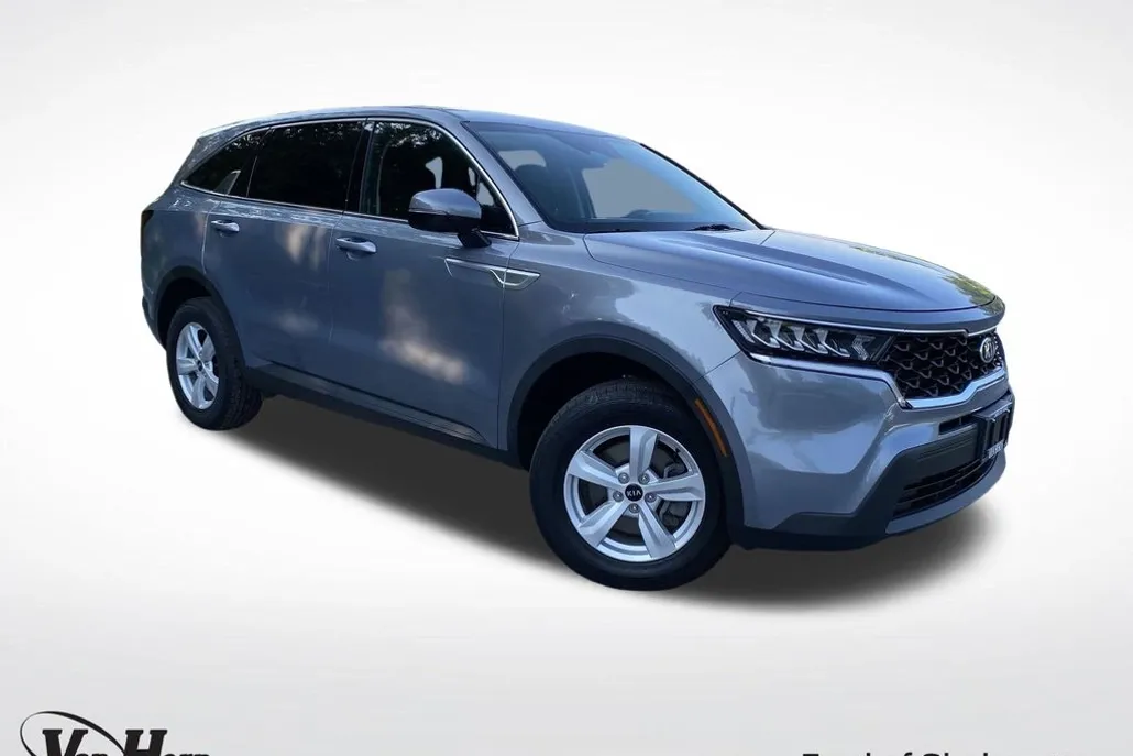 2021 Kia Sorento LX photo 1