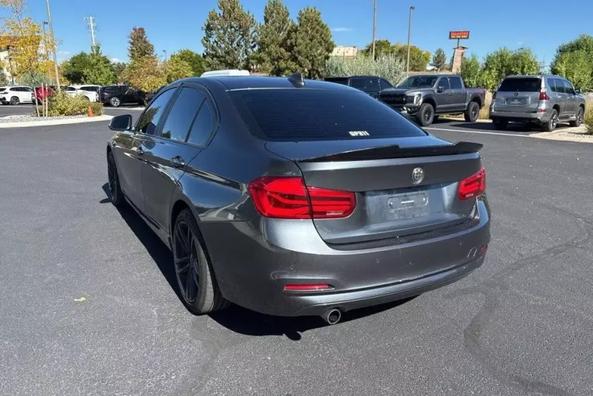 2017 Bmw 320i xDrive SA photo 1