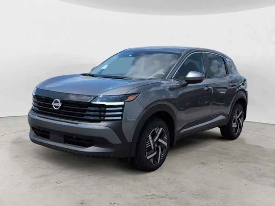 2025 Nissan Kicks SV photo 1