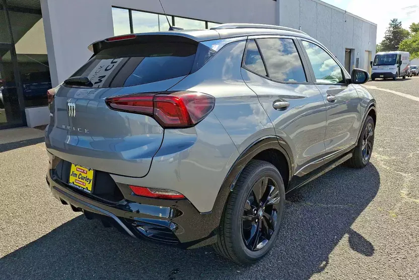 2026 Buick Encore GX Sport Touring photo 1